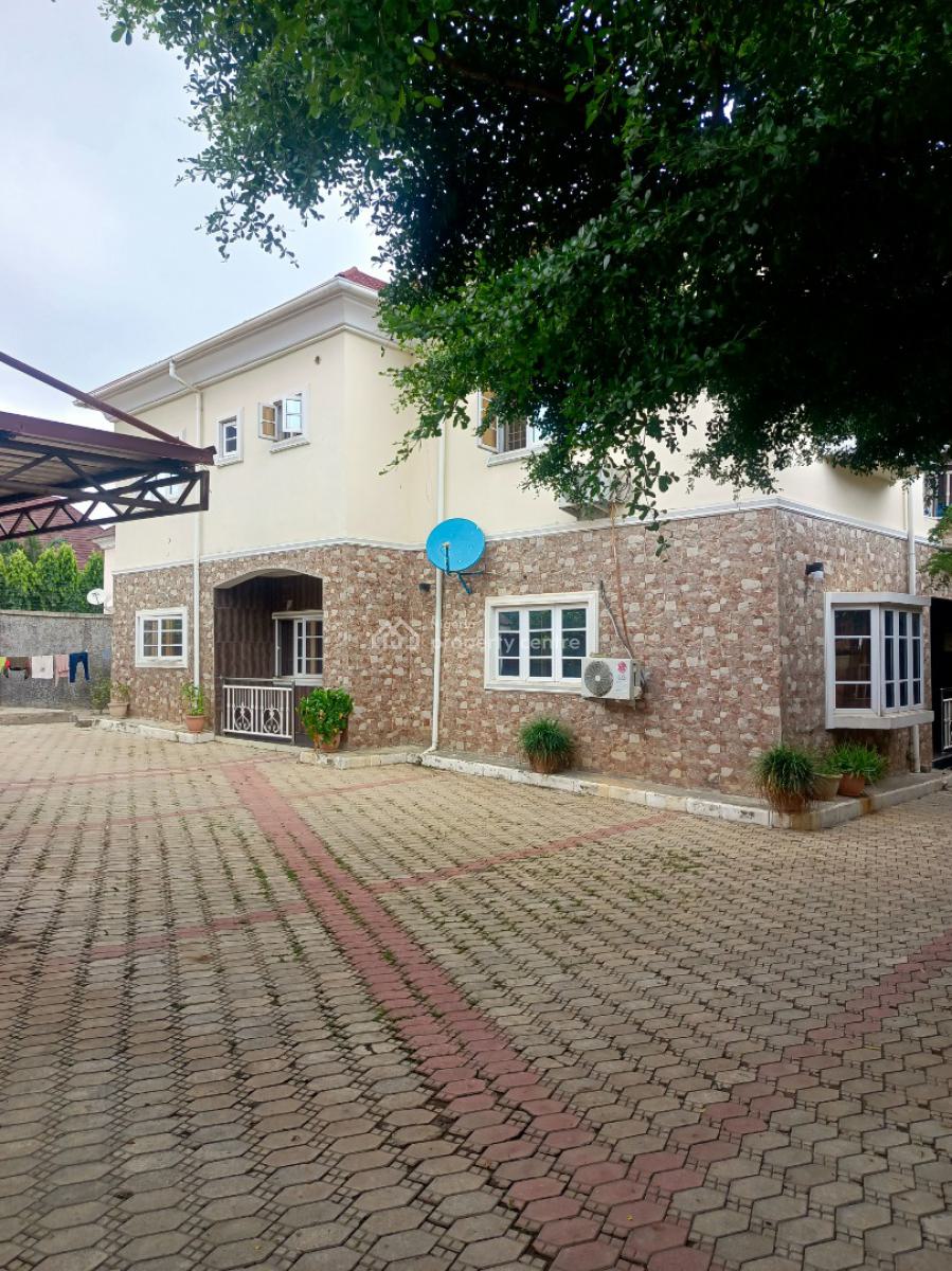 Specious 4 Bedrooms Semi-detached Duplex with Bq and Security House., By Back of Shoprite, Close to Brains and Harmers Estate, Apo, Abuja, Semi-detached Duplex for Sale
