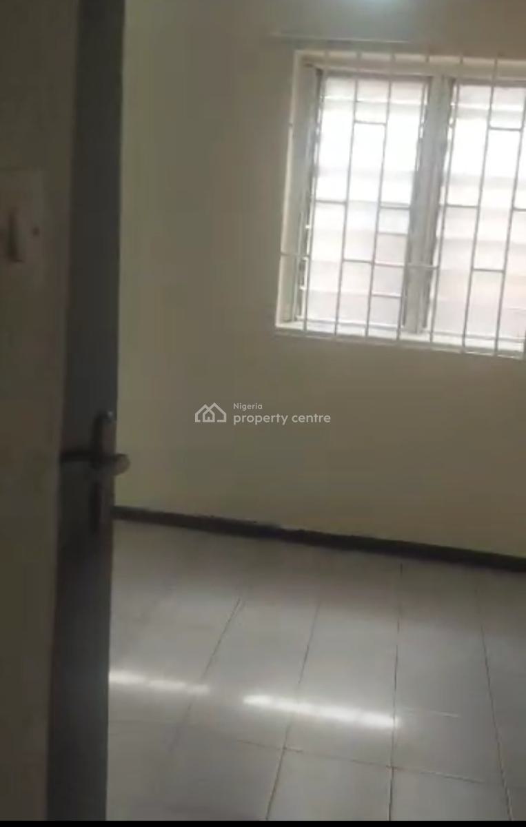 Well Maintained 3bdrm Flat Bungalow All Rooms En-suite, Maryland, Lagos, Detached Bungalow for Rent