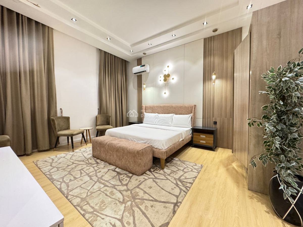 Prime 3 Bedroom Penthouse Waterfront - Pool -gym- Netflix, Lekki Phase 1, Lekki, Lagos, House Short Let
