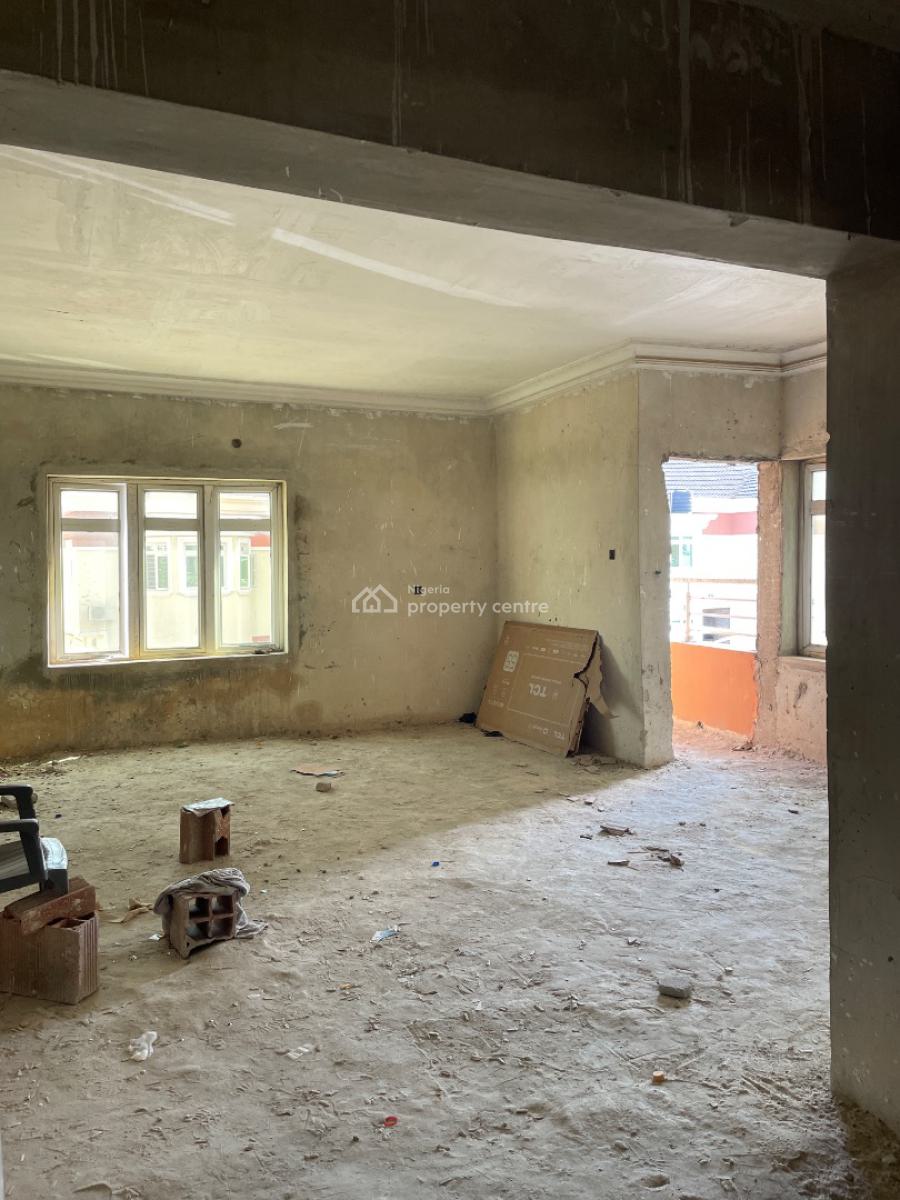 3 Bedrooms Terraced Carcass with Bq, Chevron Drive, Lekki Expressway, Lekki, Lagos, Terraced Duplex for Sale
