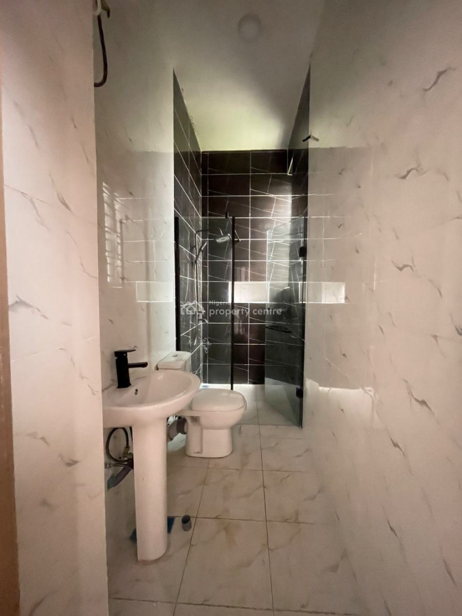 2 Bedroom Apartment with Swimming Pool & Gym, Ikate, Lekki, Lagos, Flat / Apartment for Sale