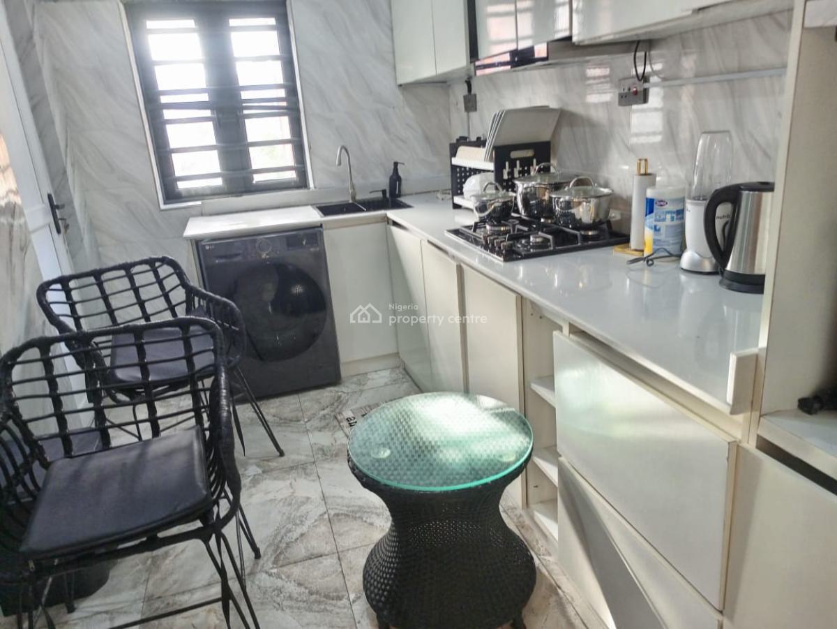 Luxury and Spacious Furnished 2bed Flat, Emmanuel Okotete Close Iroko Awe Off Prince Olarenwaju Elegushi Street, Ilasan, Lekki, Lagos, House for Rent