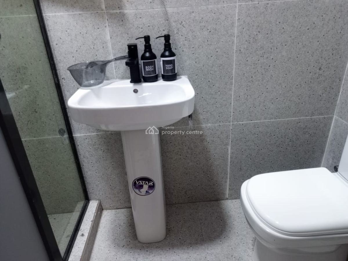 Luxury and Spacious Furnished 2bed Flat, Emmanuel Okotete Close Iroko Awe Off Prince Olarenwaju Elegushi Street, Ilasan, Lekki, Lagos, House for Rent