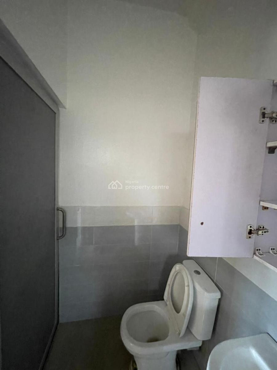 One Bedroom Flat, Lekki Phase 1, Lekki, Lagos, Mini Flat (room and Parlour) for Rent
