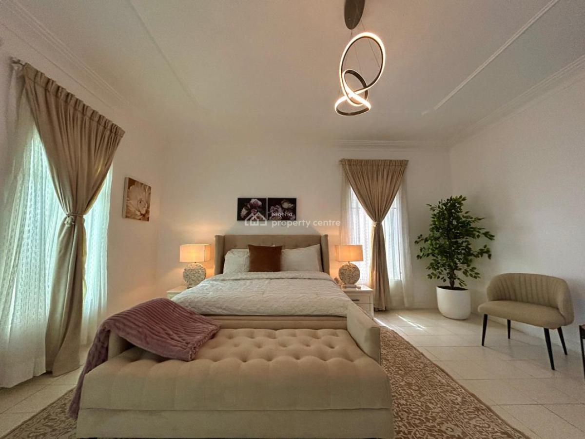 Prime 2 Bedroom Apartment -lekki Phase 1- Cctv-5g Internet - Dstv, Lekki Phase 1, Lekki, Lagos, Flat / Apartment Short Let