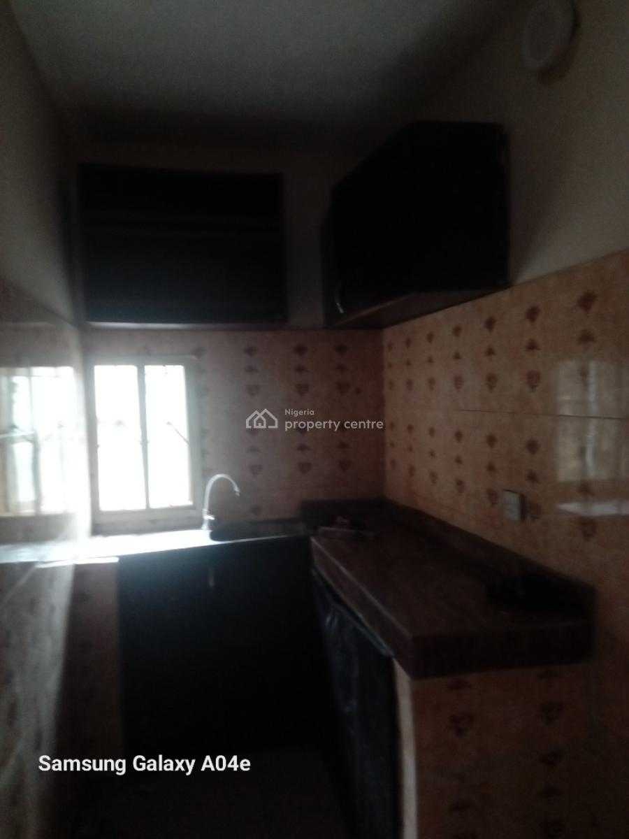 Fine Spacious 2 Bedroom Flat, Bakesville Estate Bodore Ajah Lagos, Badore, Ajah, Lagos, Flat / Apartment for Rent