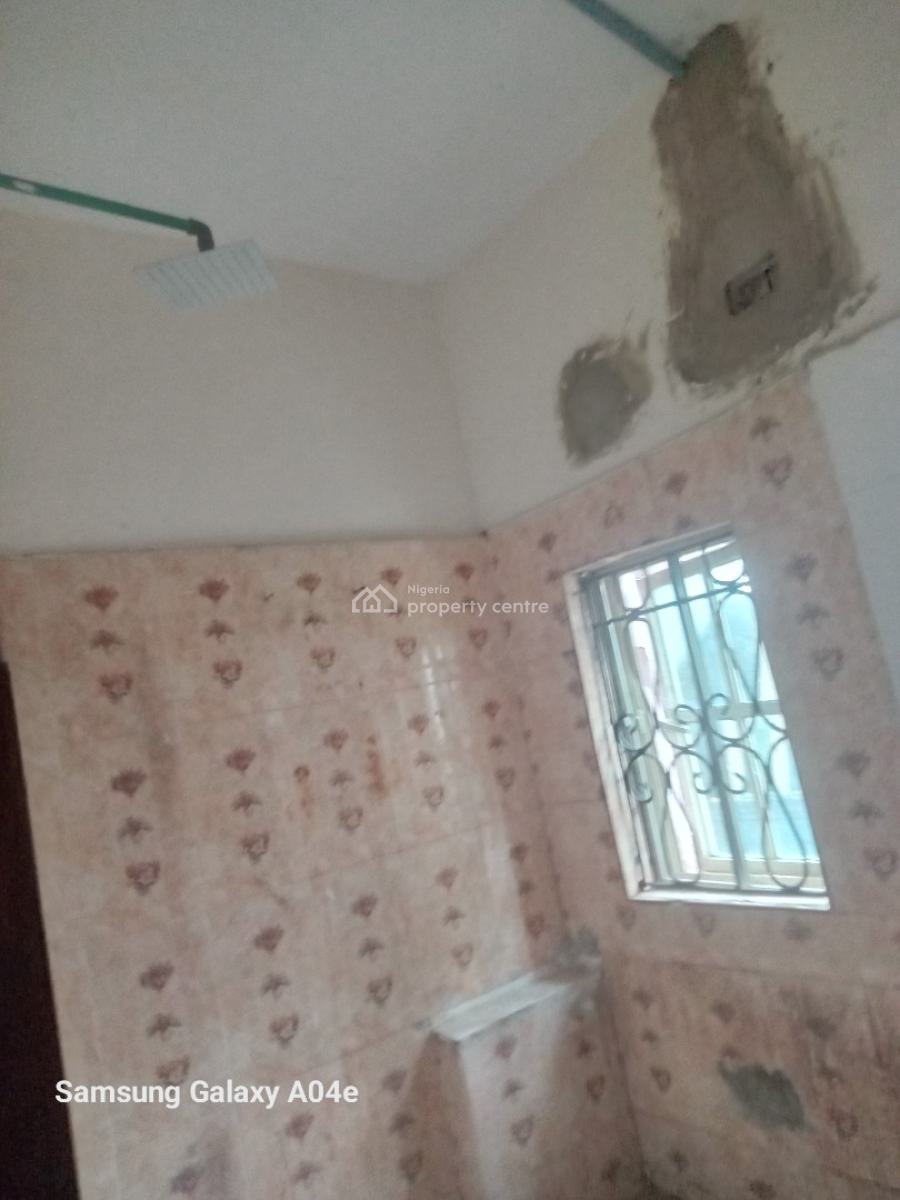 Fine Spacious 2 Bedroom Flat, Bakesville Estate Bodore Ajah Lagos, Badore, Ajah, Lagos, Flat / Apartment for Rent