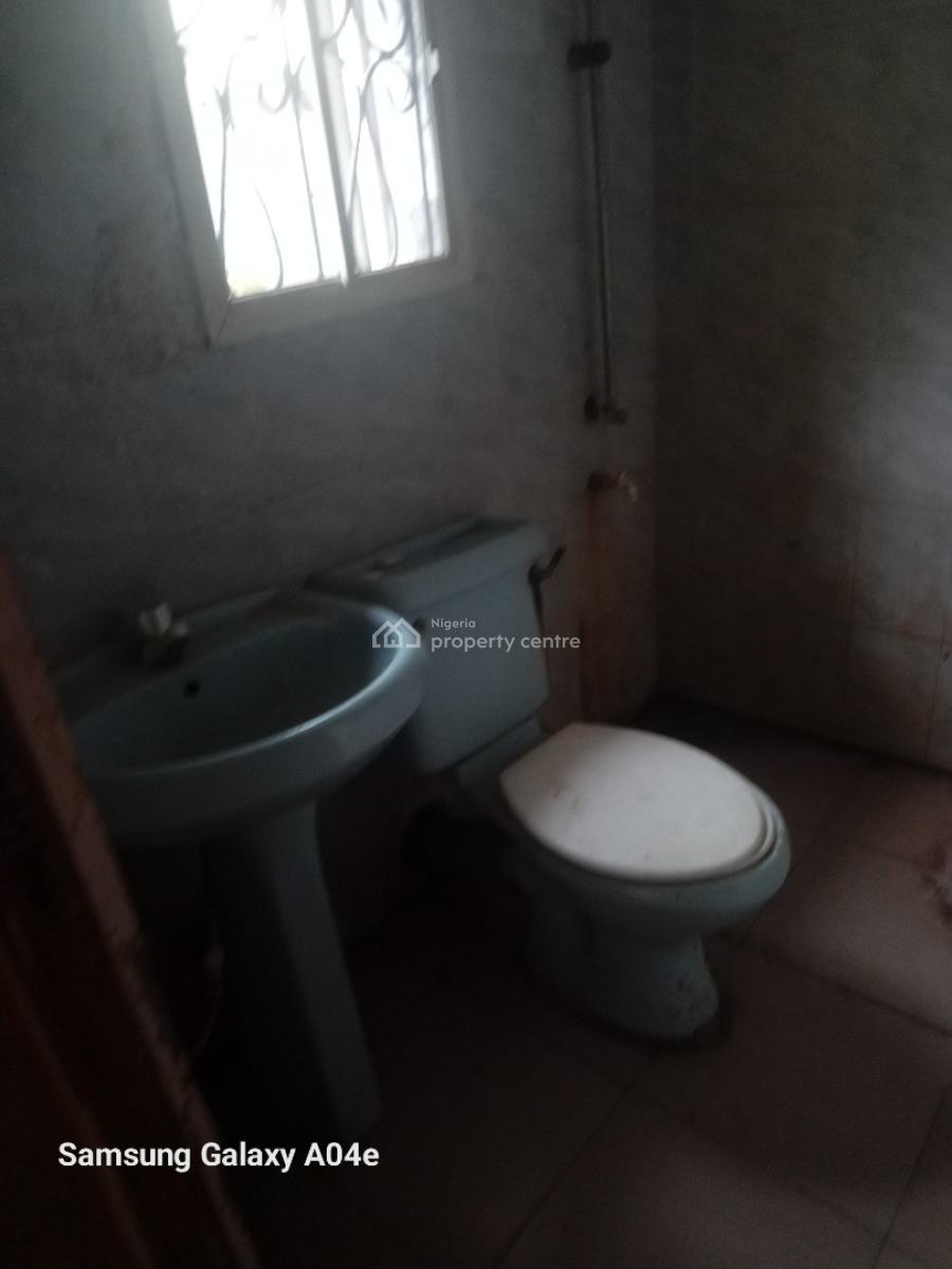 Fine Spacious 2 Bedroom Flat, Bakesville Estate Bodore Ajah Lagos, Badore, Ajah, Lagos, Flat / Apartment for Rent