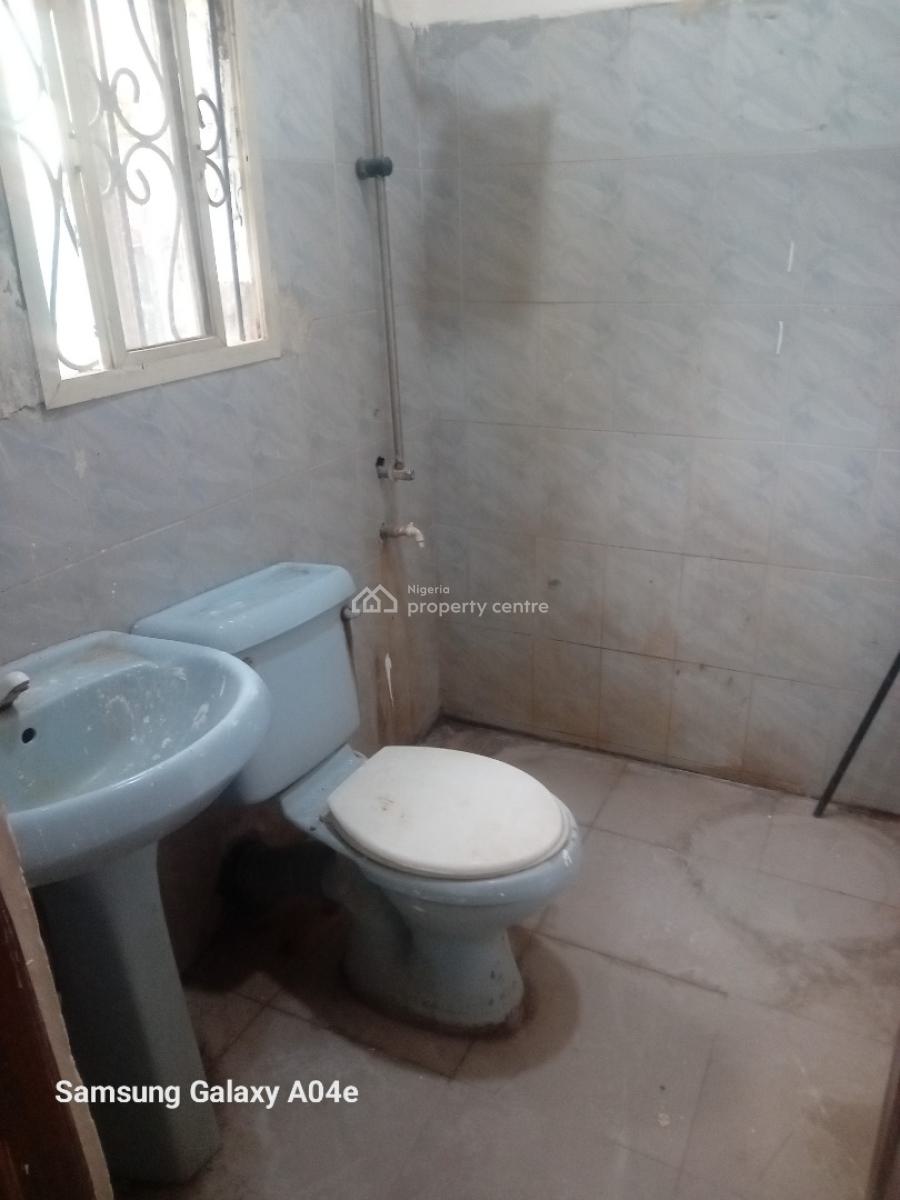Fine Spacious 2 Bedroom Flat, Bakesville Estate, Badore, Ajah, Lagos, Flat / Apartment for Rent