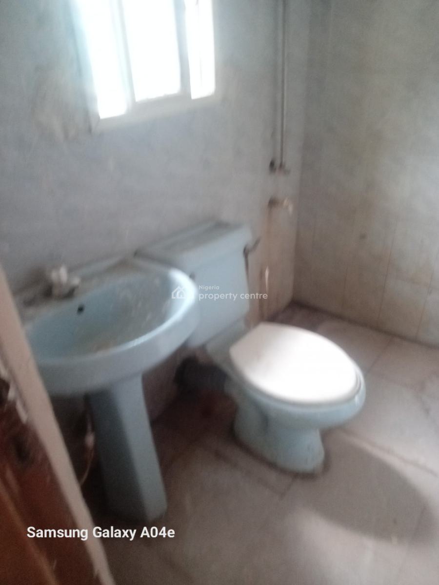 Fine Spacious 2 Bedroom Flat, Bakesville Estate, Badore, Ajah, Lagos, Flat / Apartment for Rent