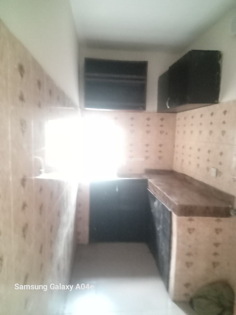 Fine Spacious 2 Bedroom Flat, Bakesville Estate, Badore, Ajah, Lagos, Flat / Apartment for Rent