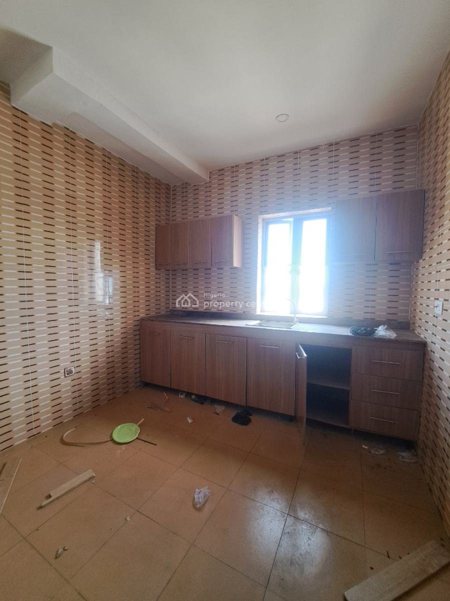 Luxury and Spacious 3bed Flat Upstairs, Salem Lekki, Ilasan, Lekki, Lagos, House for Rent