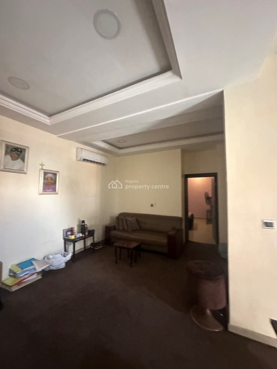 Standard 5 Bedroom Terrace with Bq, Off Tf, Kouboye Street, Lekki Right, Oniru, Victoria Island (vi), Lagos, Terraced Duplex for Sale