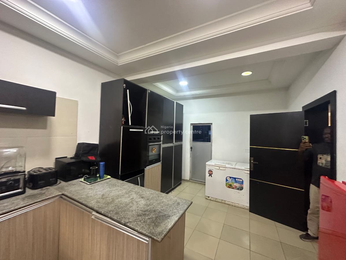 Standard 5 Bedroom Terrace with Bq, Off Tf, Kouboye Street, Lekki Right, Oniru, Victoria Island (vi), Lagos, Terraced Duplex for Sale