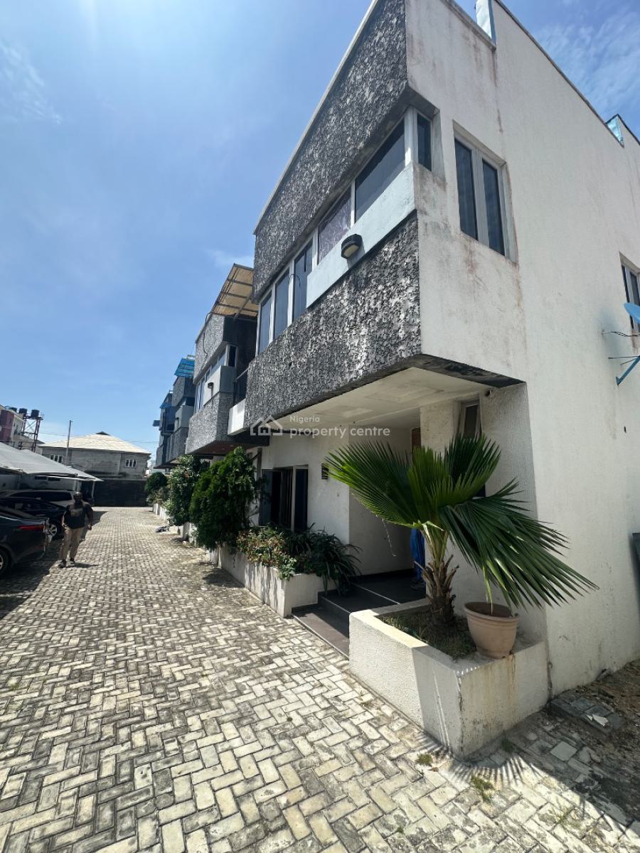 Standard 5 Bedroom Terrace with Bq, Off Tf, Kouboye Street, Lekki Right, Oniru, Victoria Island (vi), Lagos, Terraced Duplex for Sale