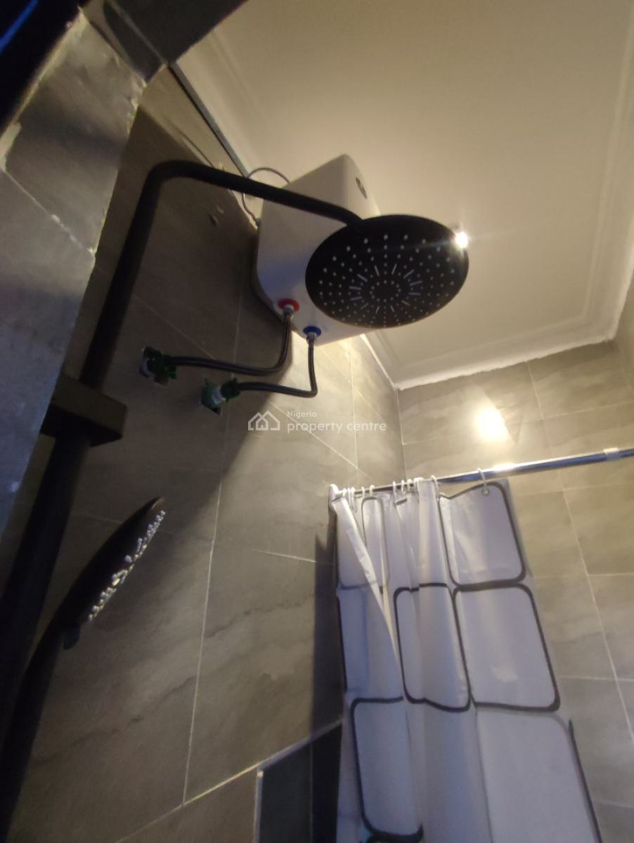 Luxurious and Comfortable One Bedroom Apartment, Onike, Yaba, Lagos, Mini Flat (room and Parlour) Short Let