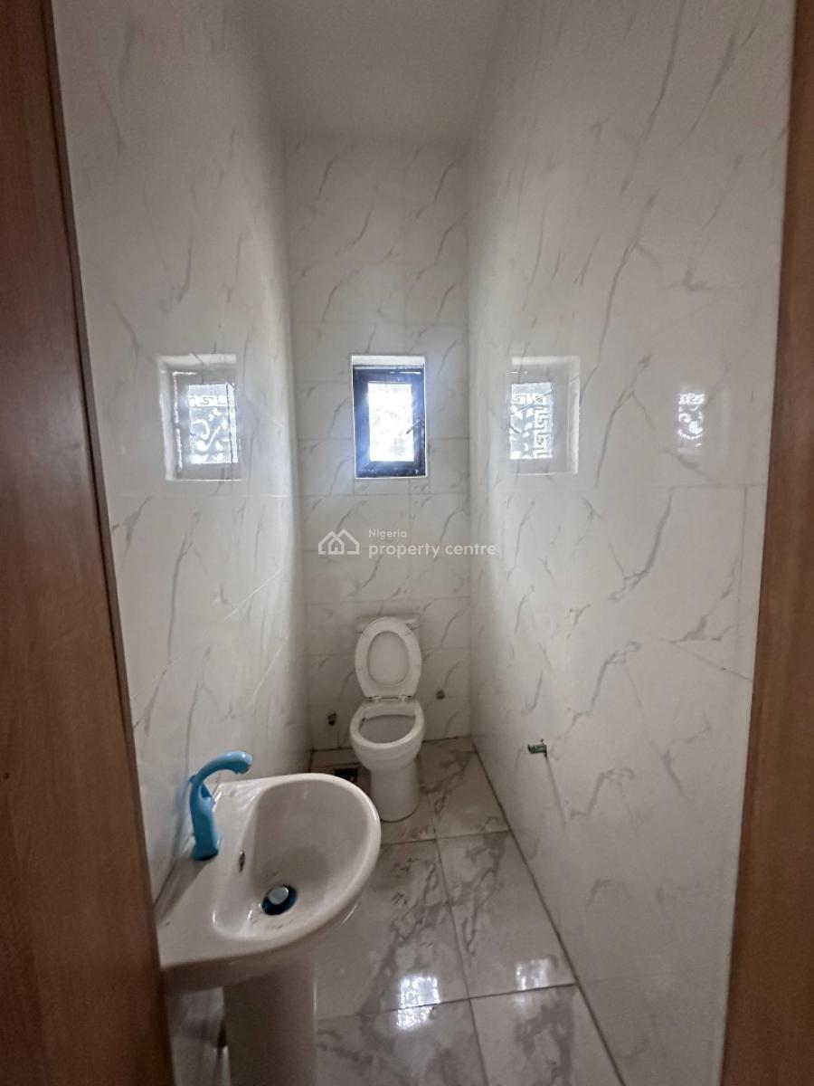 160sqm Shop Space, Ajah, Lagos, Shop for Rent