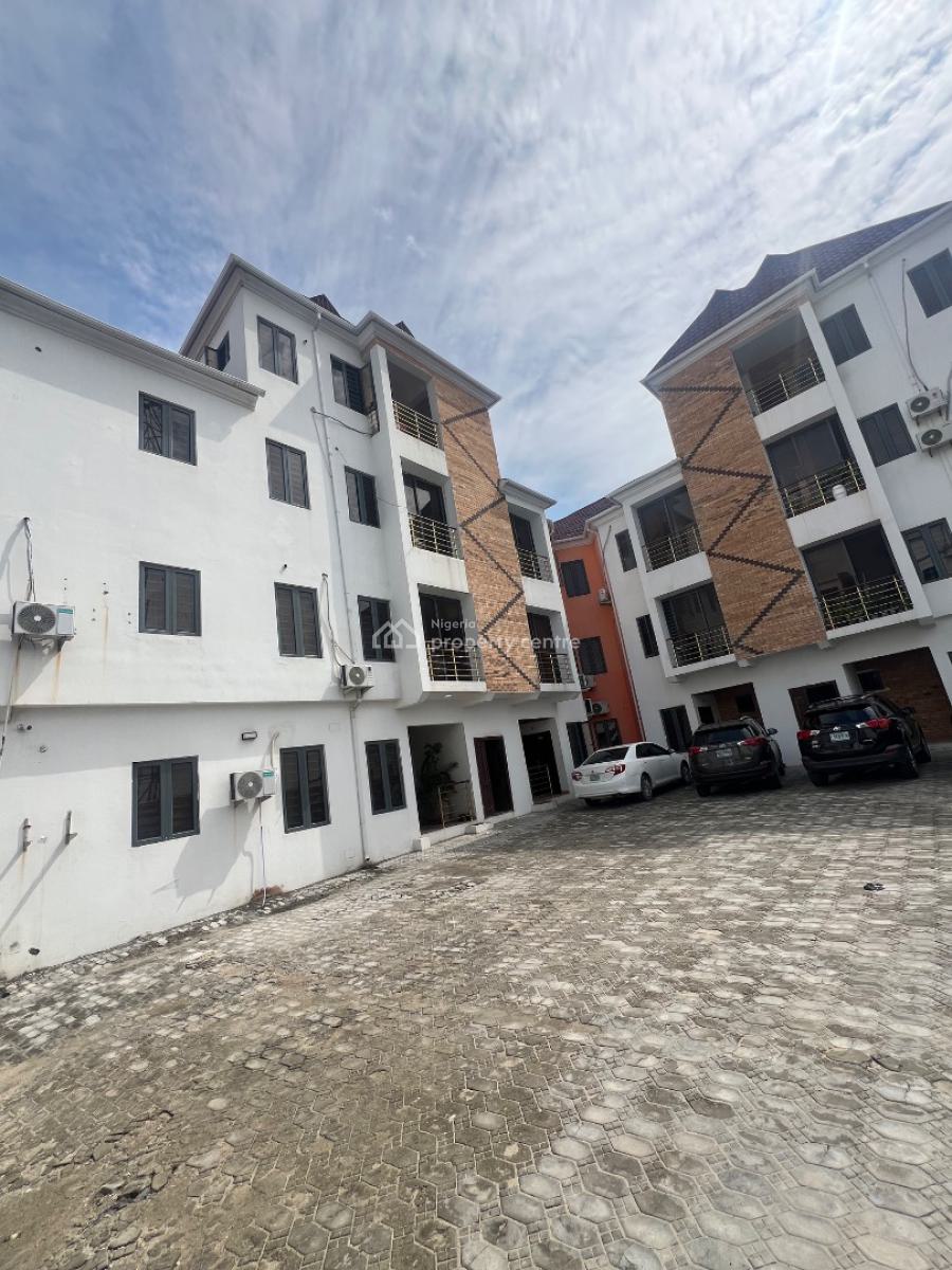 Well Built 2bedroom Apartment, Ilasan, Lekki, Lagos, Flat / Apartment for Rent