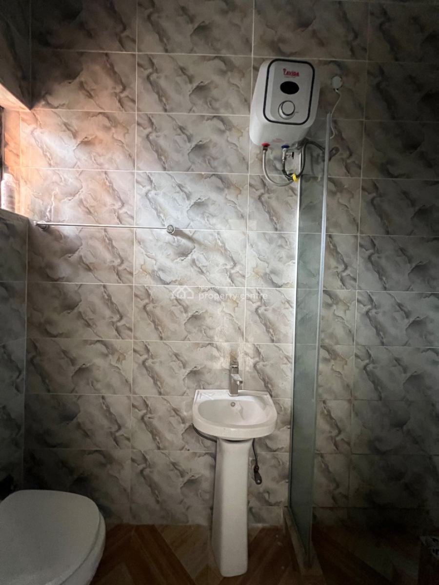 Well Built 2bedroom Apartment, Ilasan, Lekki, Lagos, Flat / Apartment for Rent