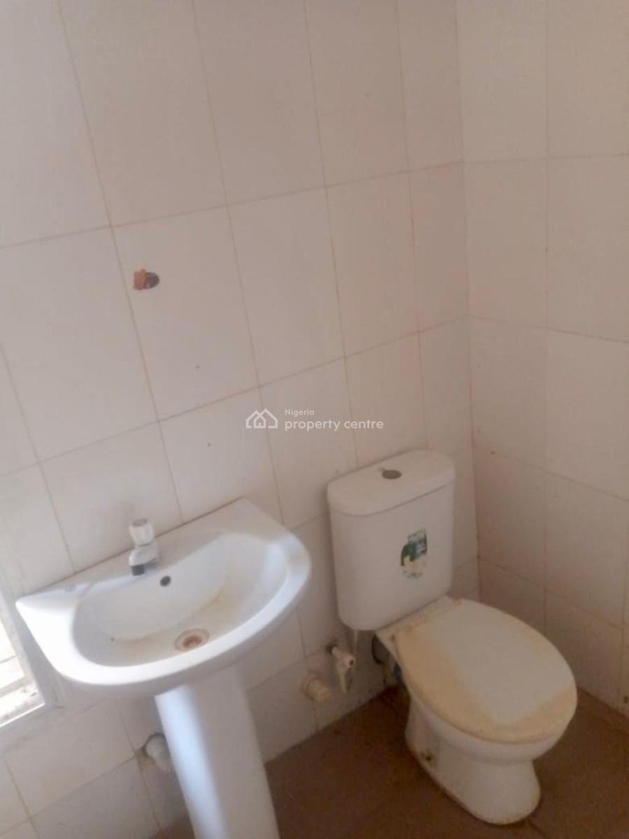 Self Contain Apartment, Peninsula Garden Estate, Sangotedo, Ajah, Lagos, Self Contain (single Rooms) for Rent