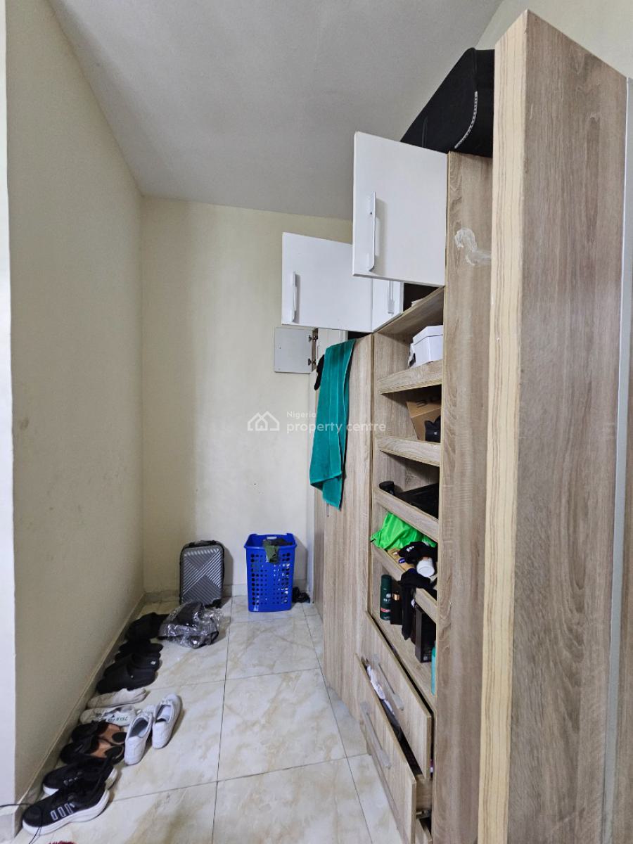 Distress  4bedroom Terrace Duplex, Vgc, Lekki, Lagos, Terraced Duplex for Sale