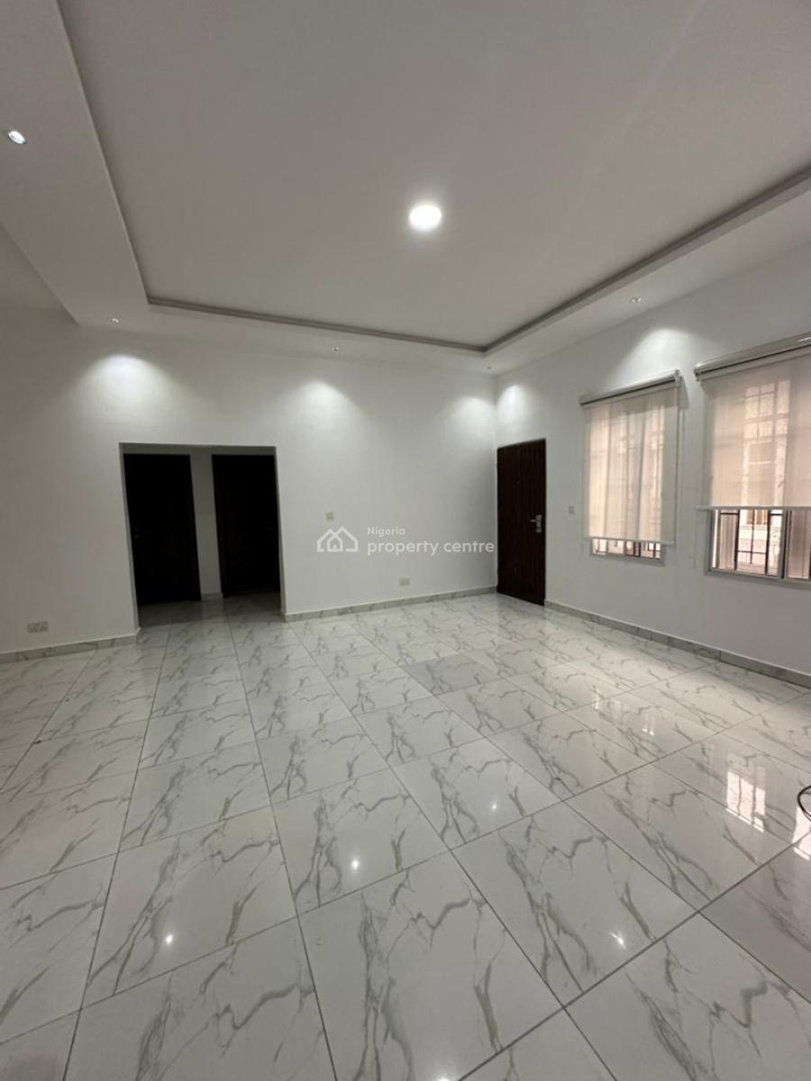 Well Maintained 2bedroom Flat, Lekki Phase 1, Lekki, Lagos, Flat / Apartment for Rent