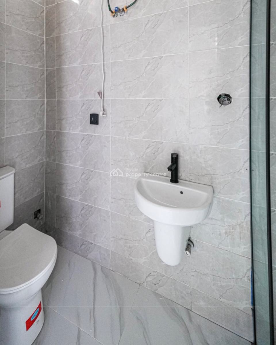 Beautiful 2 Bedroom Flat with Swimming Pool, Ikate Elegushi, Lekki, Lagos, Flat / Apartment for Rent