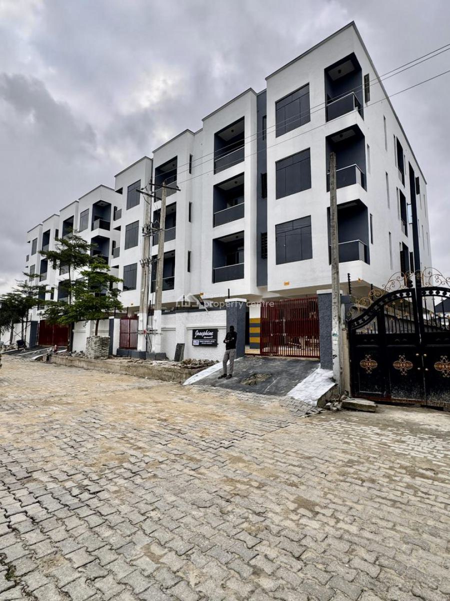 Good Deal! Exquisite 2 Bedroom Apartment with Swimming Pool, Ologolo, Lekki, Lagos, Flat / Apartment for Sale