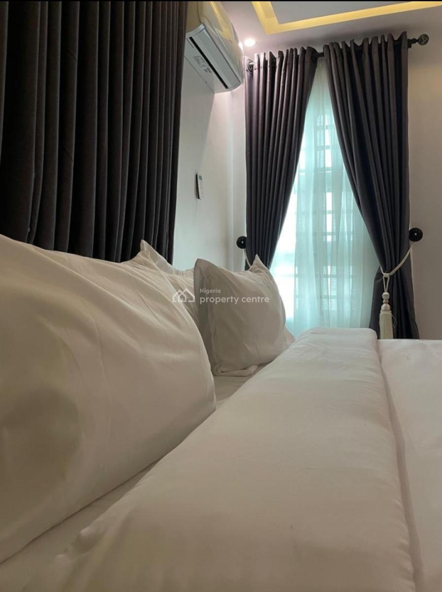Exquisitely Built & Furnished 3bed with Bq, Pool in an Estate, Ikate, Lekki, Lagos, Flat / Apartment for Sale
