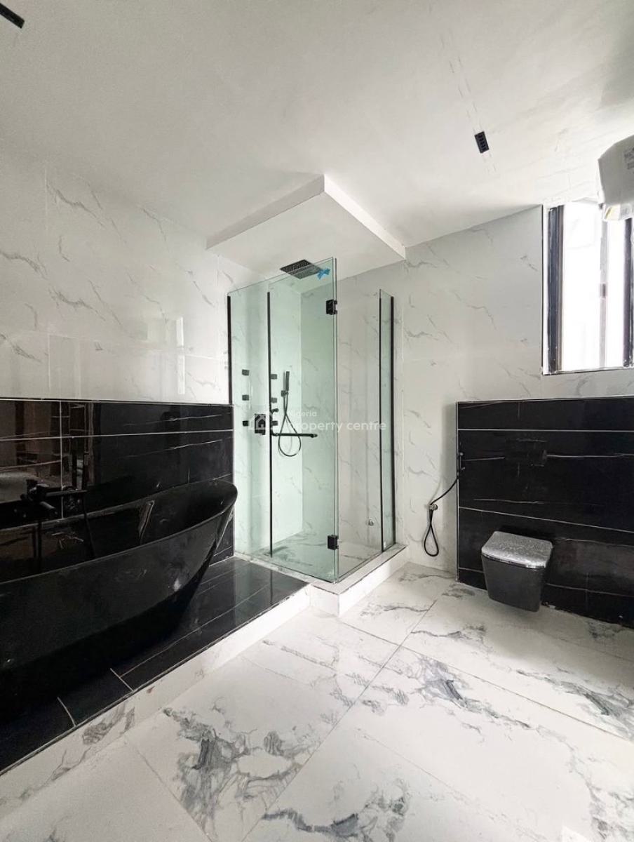Exquisite 5 Bedroom Duplex with a Pool and Bq, Lekki Phase 1, Lekki, Lagos, House for Sale