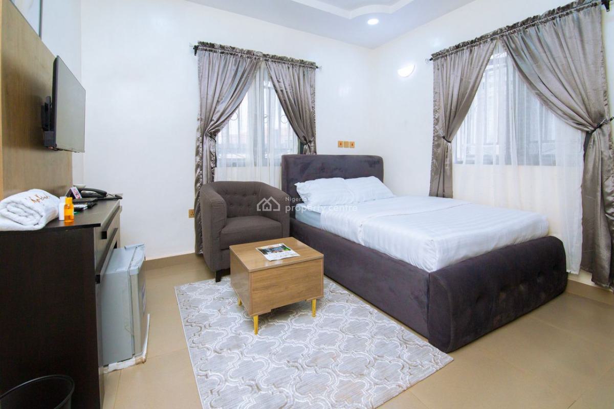 Nice Hotel 7 Bedroom Detached Duplex, Nice Location at Kubwa, Kubwa, Abuja, Hotel / Guest House for Sale