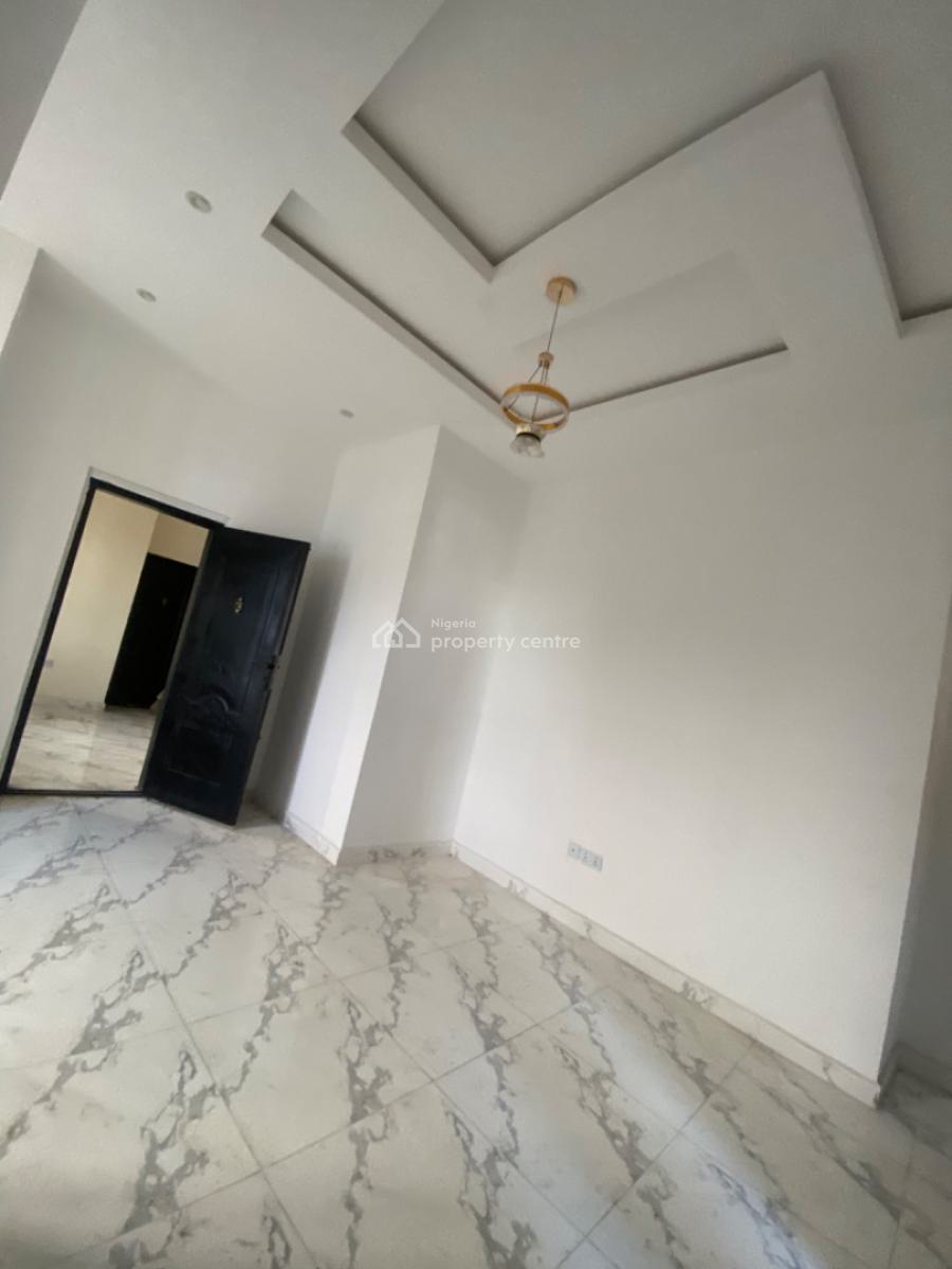 an Executive One Bedroom Flat, Peace Land Ogombo Off Abraham Adesanya Ajah, Lekki, Lagos, Mini Flat (room and Parlour) for Rent