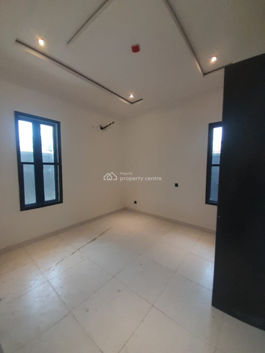 Newly Well Renovated and Serviced with 24/7 Powere Supply 1 Bedroom Pu, Lekki Phase 1, Lekki, Lagos, Mini Flat (room and Parlour) for Rent