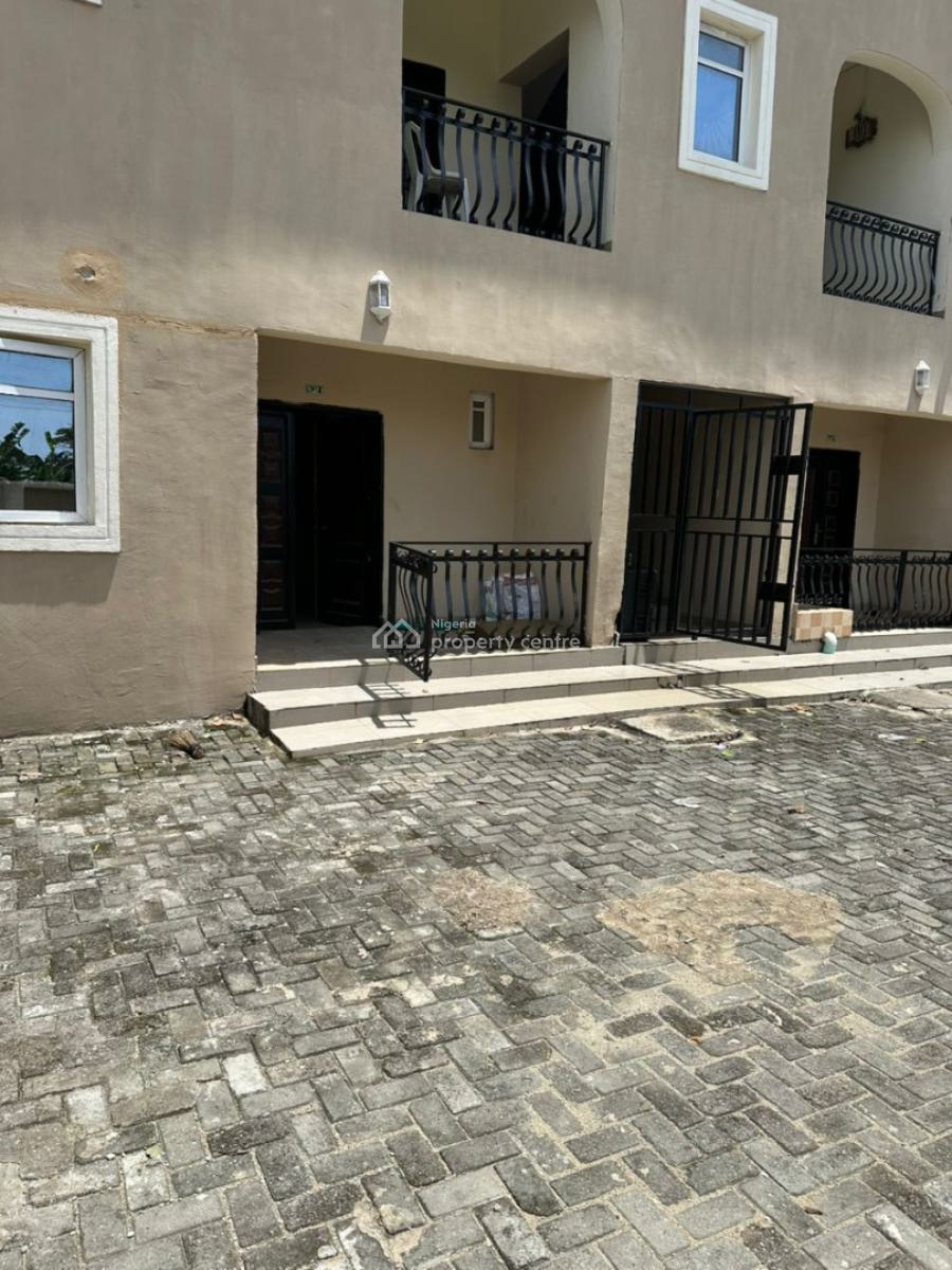 Massive 3 Bedroom Flat in a Secured Estate, Ajah, Lagos, Flat / Apartment for Rent