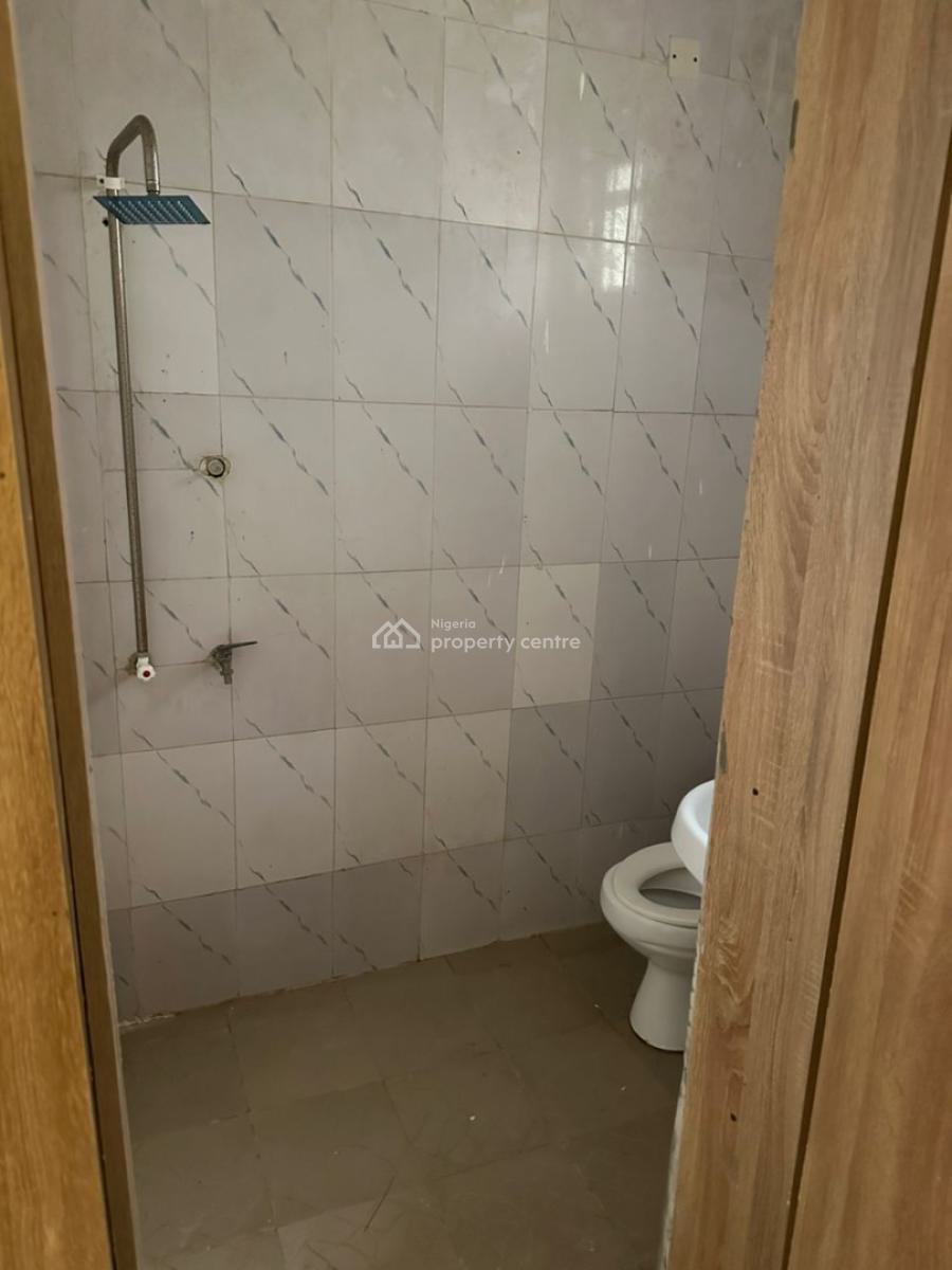 Massive 3 Bedroom Flat in a Secured Estate, Ajah, Lagos, Flat / Apartment for Rent