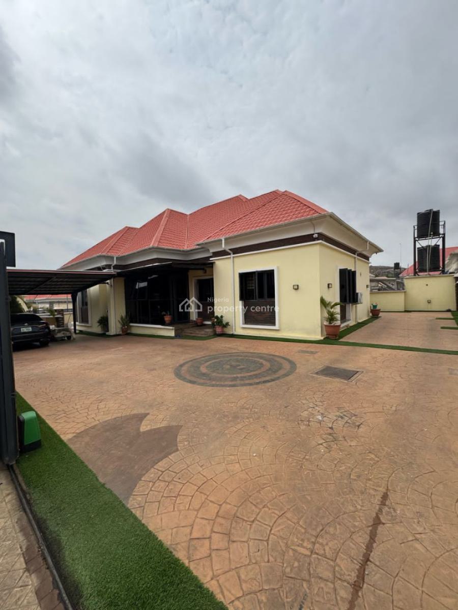 3 Bedroom Fully Furnished Bungalow, Fortroyal Estate, Airport Road Lugbe Abuja, Lugbe District, Abuja, Flat / Apartment for Sale