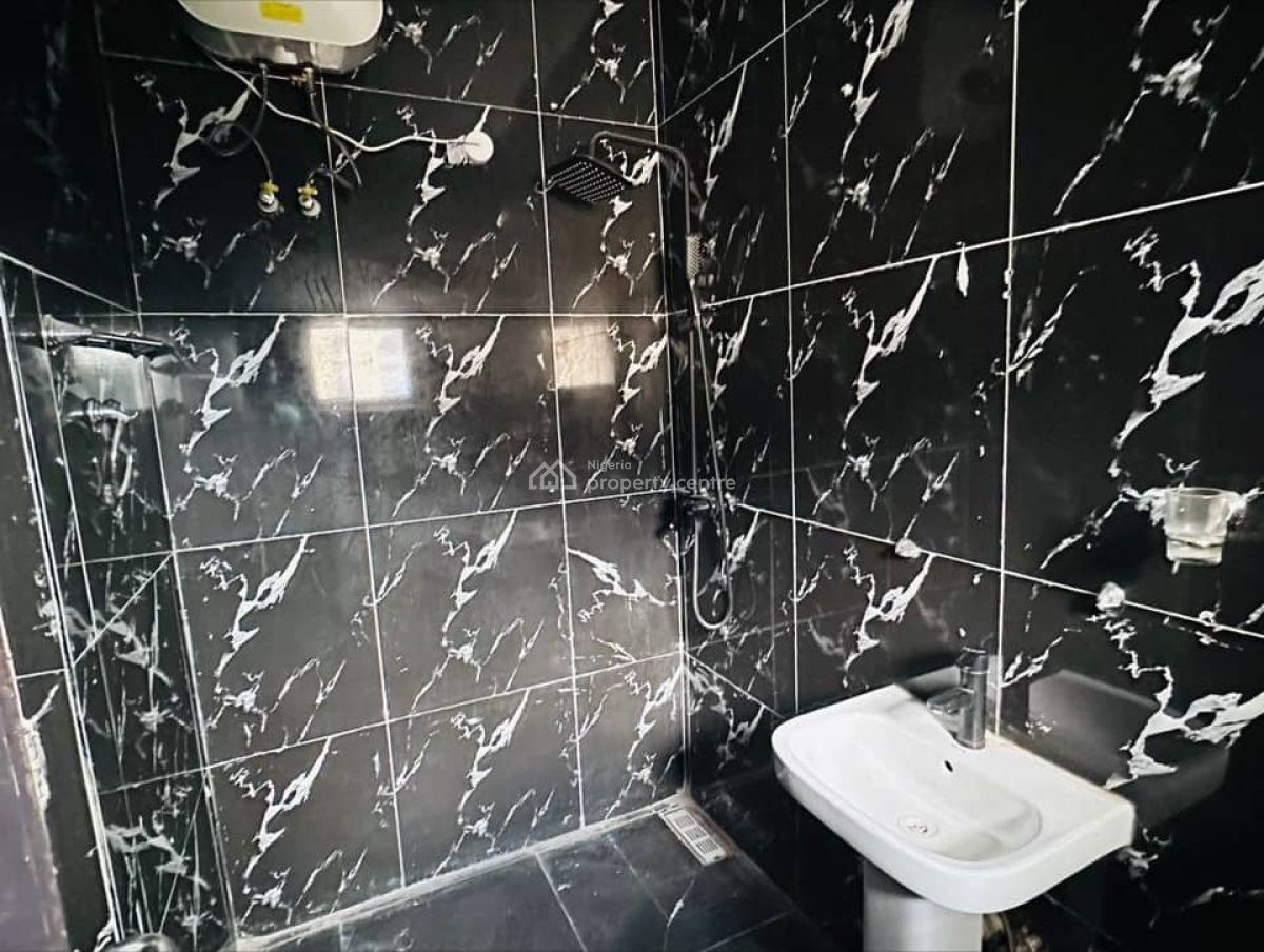 Exquisite 3 Bedroom Flat, Life Camp, Abuja, Flat / Apartment for Sale