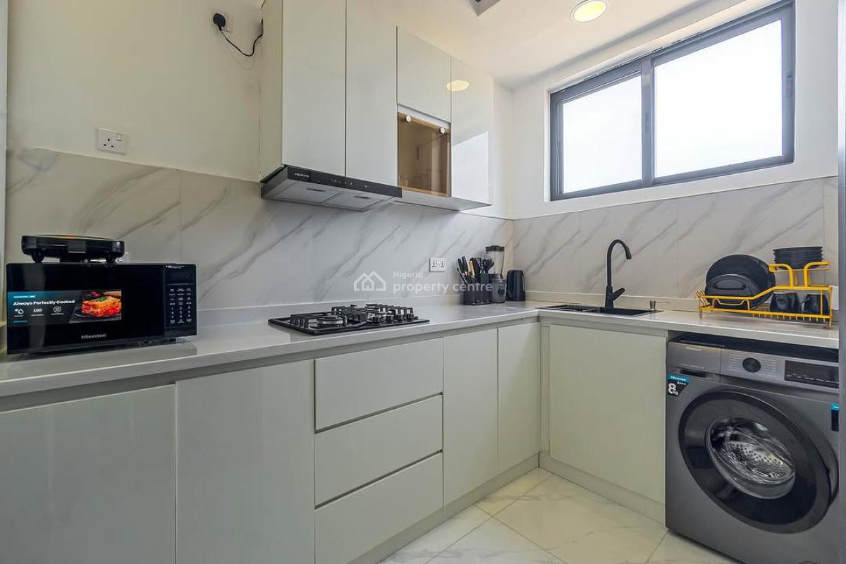 Luxury & Spacious 1 Bedroom with Swimming Pool, Lekki Phase 1, Lekki, Lagos, Flat / Apartment Short Let