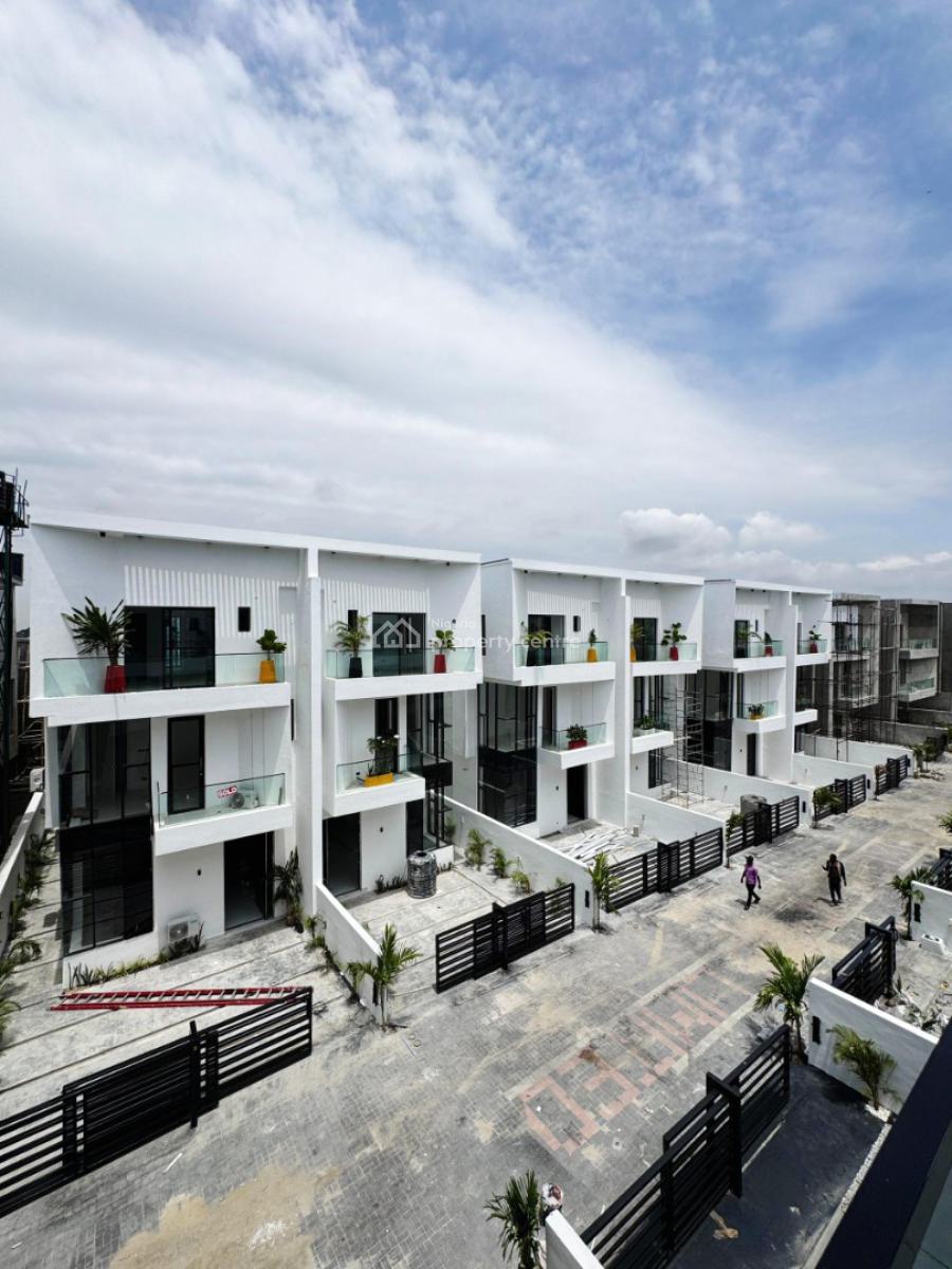 Opulent 4-bedroom Semi-detached Duplex with Bq, Orchid Lekki Lagos, Lekki, Lagos, Semi-detached Duplex for Sale