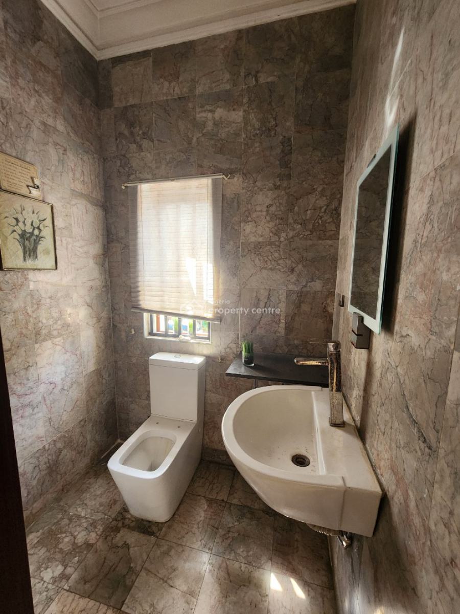 Spacious 3 Bedroom Flat with Bq, Off Banana Island Road, Banana Island, Ikoyi, Lagos, Flat / Apartment for Rent