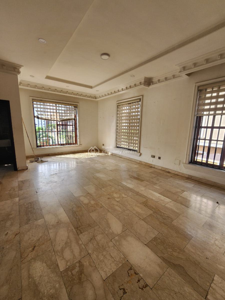 Spacious 3 Bedroom Flat with Bq, Off Banana Island Road, Banana Island, Ikoyi, Lagos, Flat / Apartment for Rent