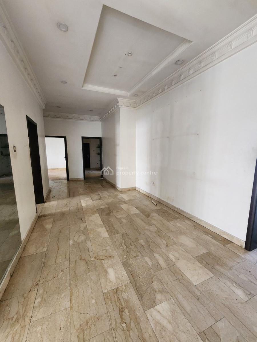Spacious 3 Bedroom Flat with Bq, Off Banana Island Road, Banana Island, Ikoyi, Lagos, Flat / Apartment for Rent