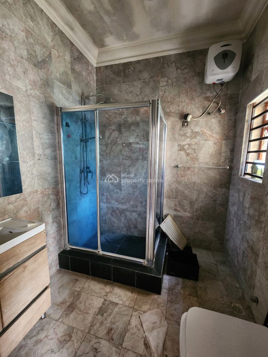 Spacious 3 Bedroom Flat with Bq, Off Banana Island Road, Banana Island, Ikoyi, Lagos, Flat / Apartment for Rent
