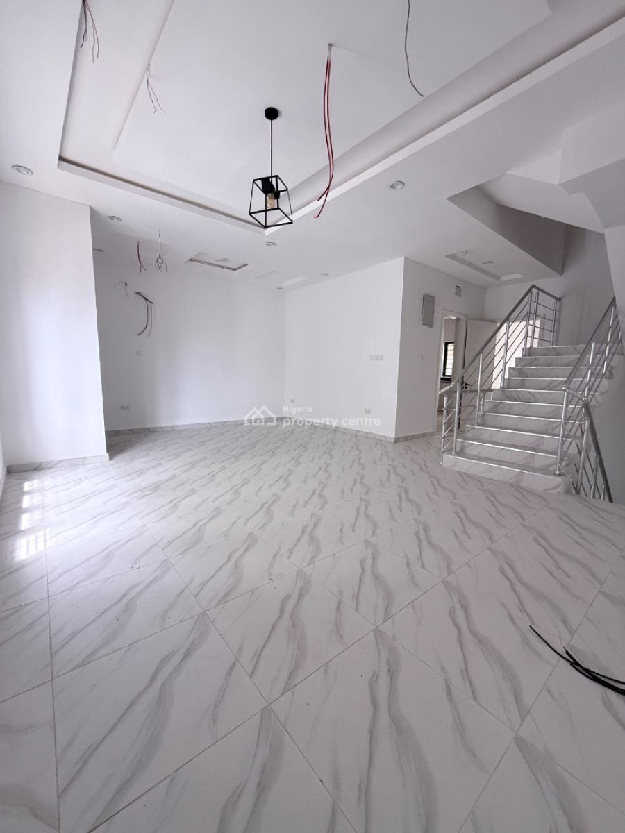 4 Bedroom Terrace Duplexes, Ologolo, Lekki, Lagos, Terraced Duplex for Sale