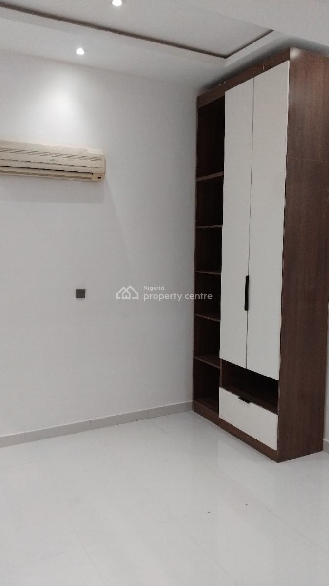 a Nicely Built 2 Bedroom Flat, Off Adeola Odeku Street, Victoria Island (vi), Lagos, Flat / Apartment for Rent