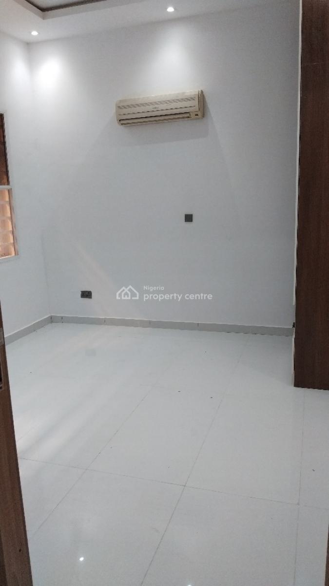 a Nicely Built 2 Bedroom Flat, Off Adeola Odeku Street, Victoria Island (vi), Lagos, Flat / Apartment for Rent
