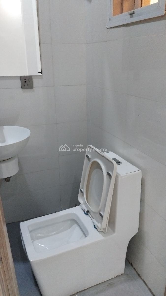 a Nicely Built 2 Bedroom Flat, Off Adeola Odeku Street, Victoria Island (vi), Lagos, Flat / Apartment for Rent