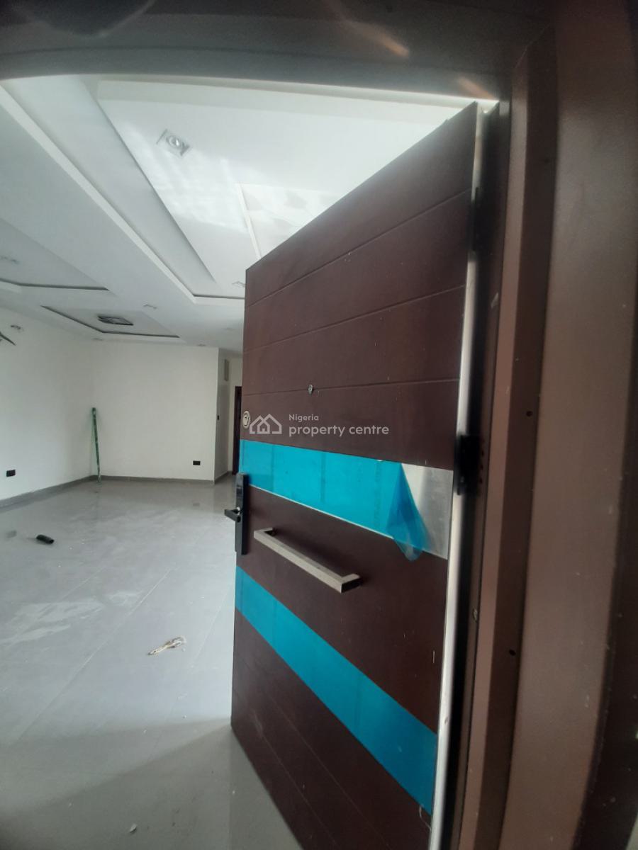Newly Built and Serviced 2 Bedroom En-suite Flat with Fitted Open Kitc, Lekki Phase 1, Lekki, Lagos, Flat / Apartment for Rent