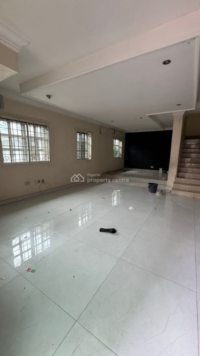 a Self Service and Self Compound 4 Bedroom Semi Detached, Lekki Phase 1, Lekki, Lagos, Semi-detached Duplex for Rent