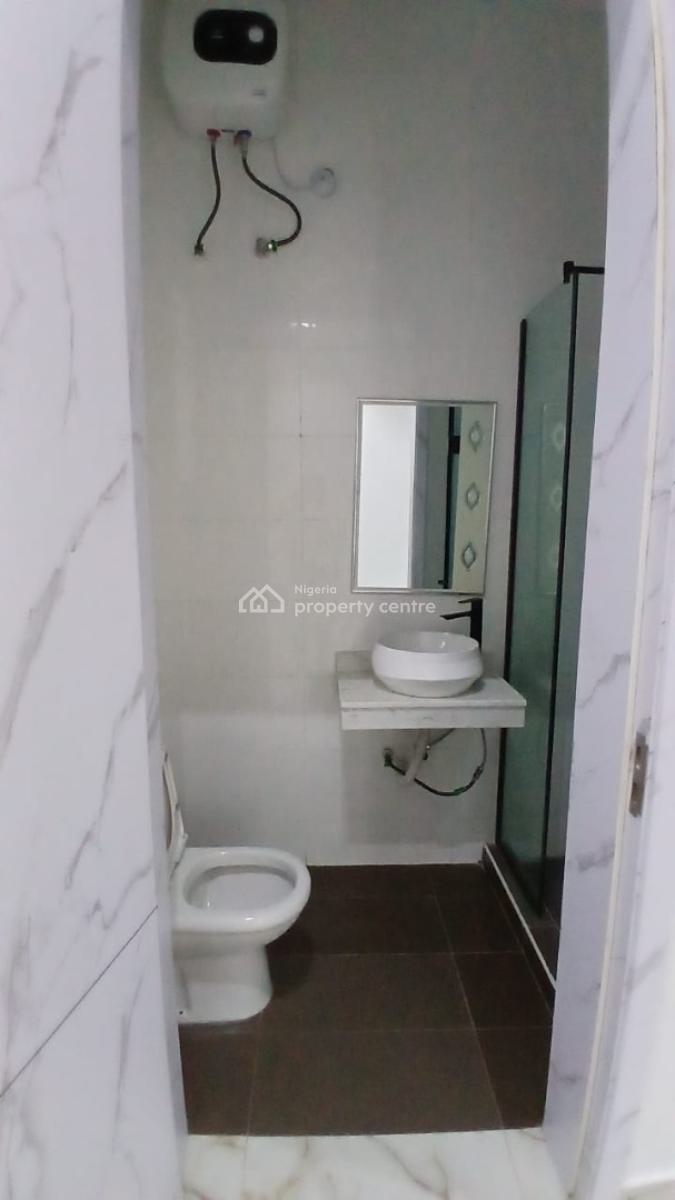 Luxury 5-bedroom Penthouse + Bq with Global C of O, Royal Pine Estate, Orchid Road, Lekki, Lagos, Flat / Apartment for Sale